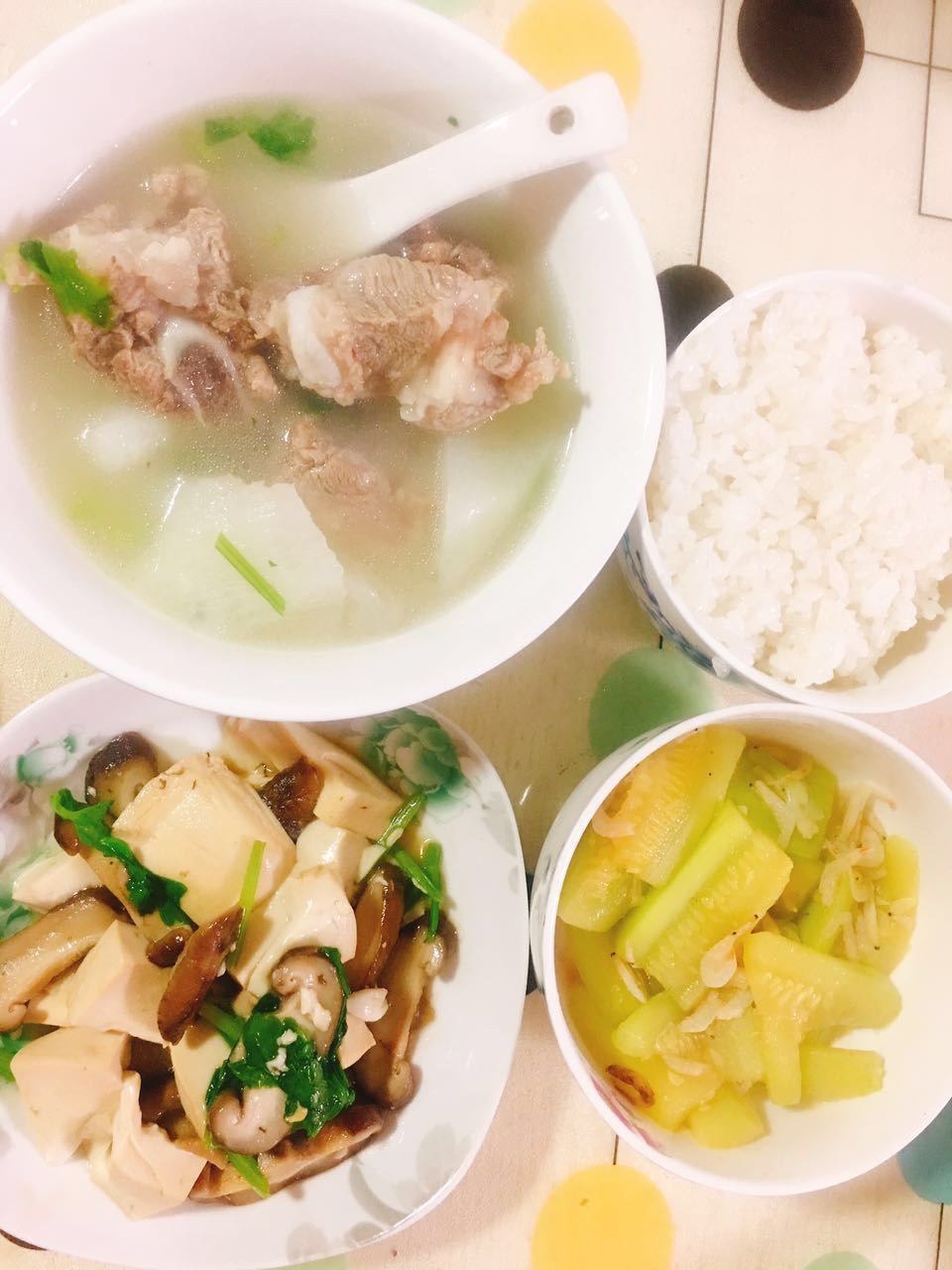 一周高颜值tr90餐～02