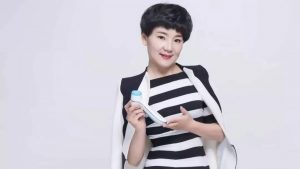 【每日一星】小美容师也可以代言世界一线品牌–陈娟