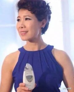 【每日一星】曾经的“黑妹”华丽变身–冯海蓝