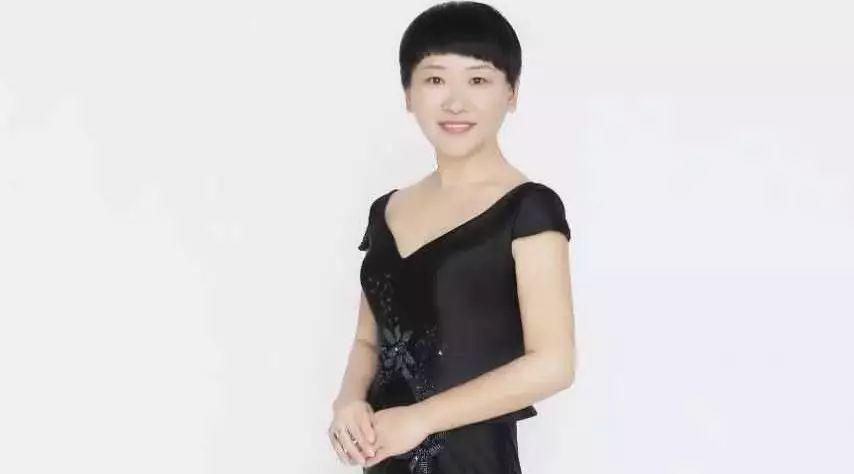 【每日一星】“打鱼妹”变“美人鱼”–郝俊玲
