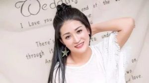 【每日一星】华丽蜕变，开启精彩人生–侯艳红