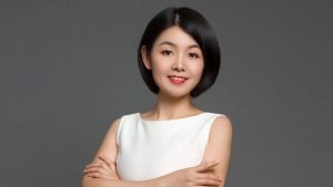 【每日一星】如新让我从此锁住年龄–洪艳玲