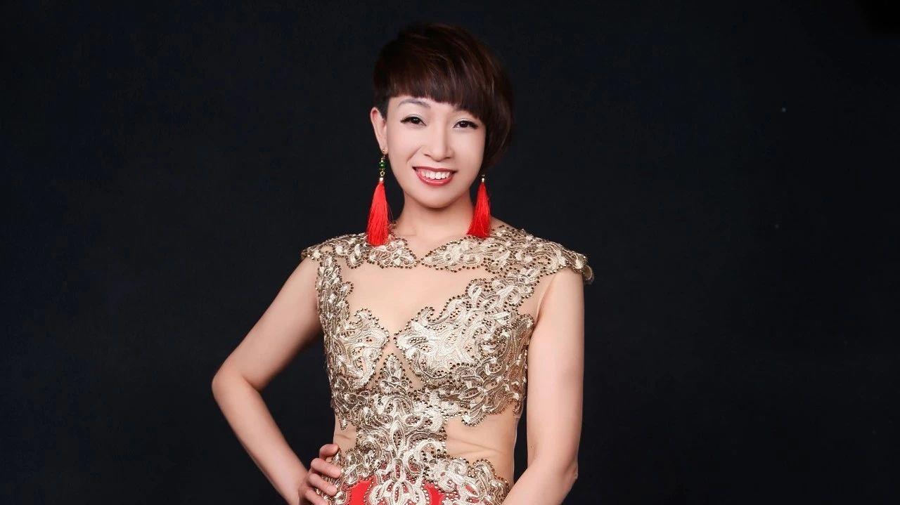 【每日一星】大婶人生开挂成女神–李检玲