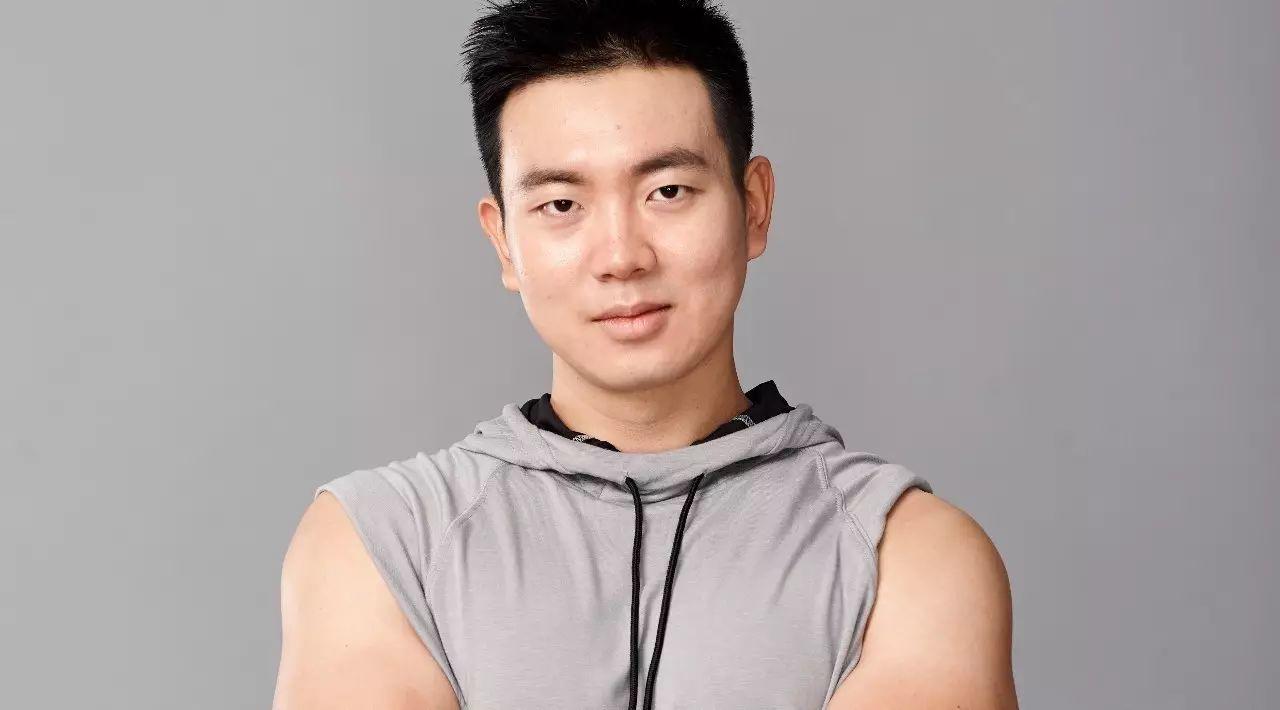 【每日一星】海归小胖的型男逆袭之旅–魏晓