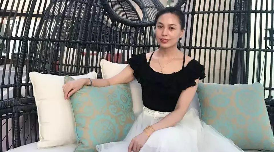 【每日一星】活脱脱的大妈变佳丽-东北服装店女老板张彦的逆袭之旅