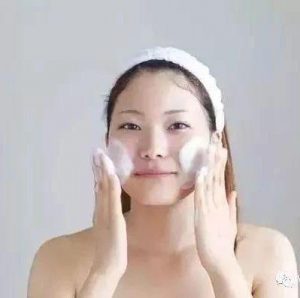 10个信号提醒你该做面膜了！