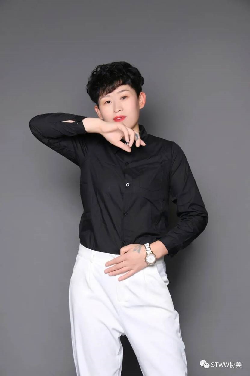 【每日一星】90后水产老板的高光时刻–李亚亚